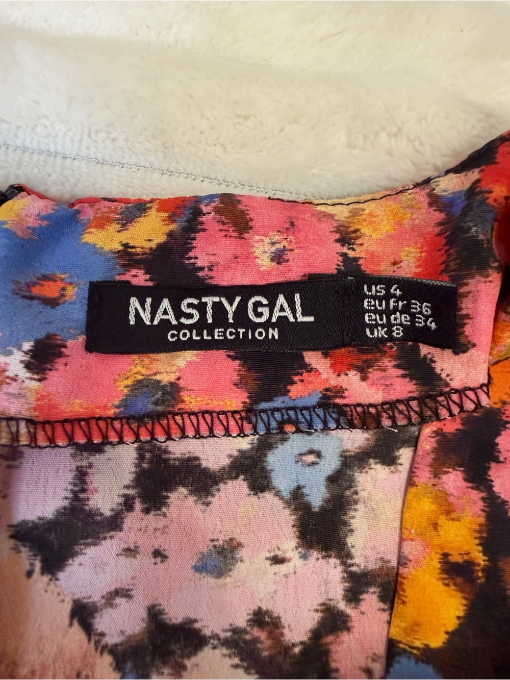 Nasty Gal floral jumpsuit size 4 - Picture 6 of 8
